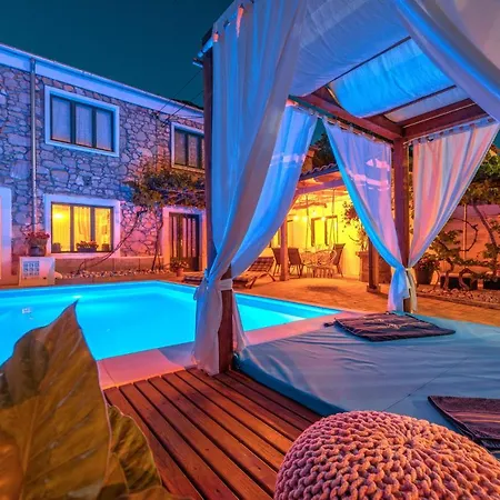 Andelika Hébergement de vacances Drivenik