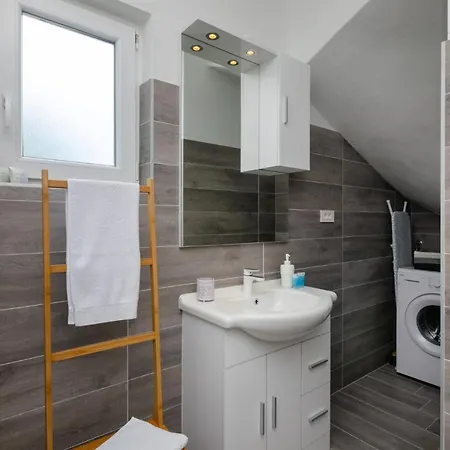 Andelika Hébergement de vacances Drivenik