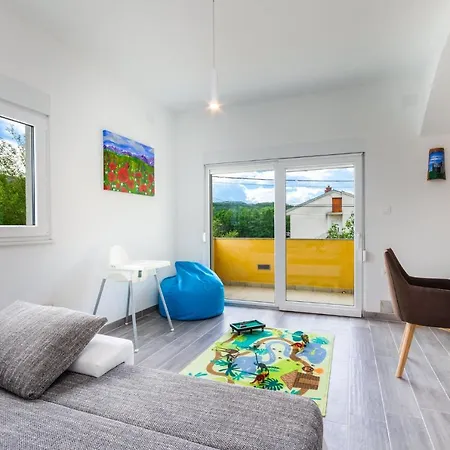 Andelika Hébergement de vacances Drivenik