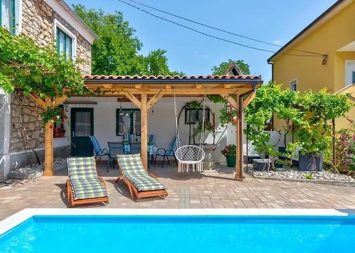 Andelika Vikendica Drivenik